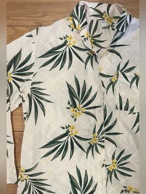 Only Floral Print pink and Green button up womens Shirt XS 100% coton